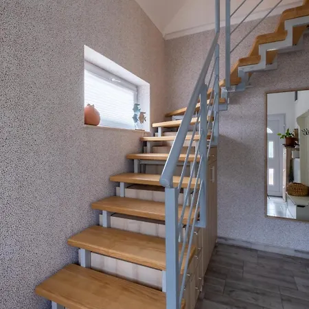 Szuerke Vendeghaz Balatonkenesen באלאטונקנשה