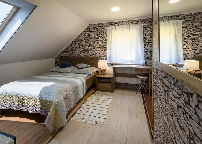 Szuerke Vendeghaz Balatonkenesen * 발라톤케네세